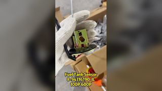 8-94316190-0 8943161900 sous-unité de réservoir de carburant appropriée à ISUZU NKR NPR NHR NKR77 4JH1