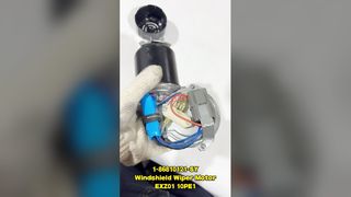 1-86810121-0 Assemblée avant de moteur d'essuie-glace appropriée à ISUZU CXZ81 1868101210